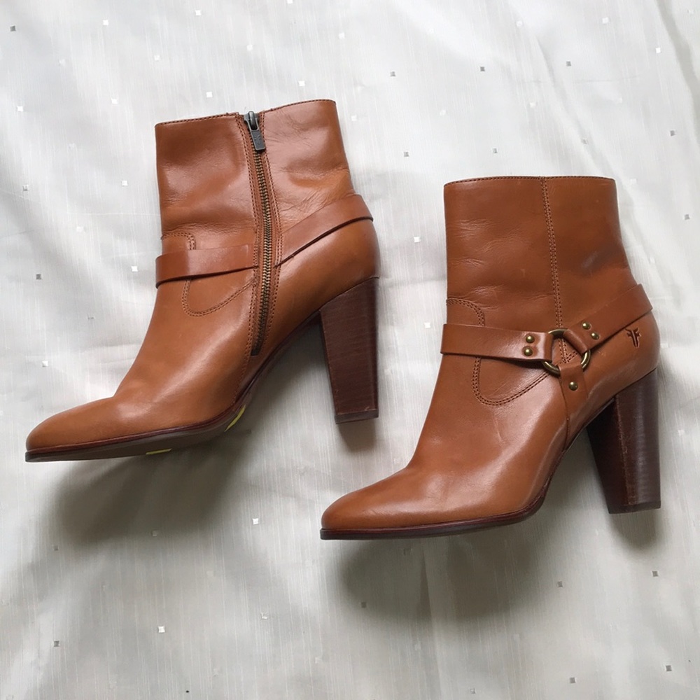 Frye Laurie Harness Short Boots. Size 11 - Picture 2 of 8